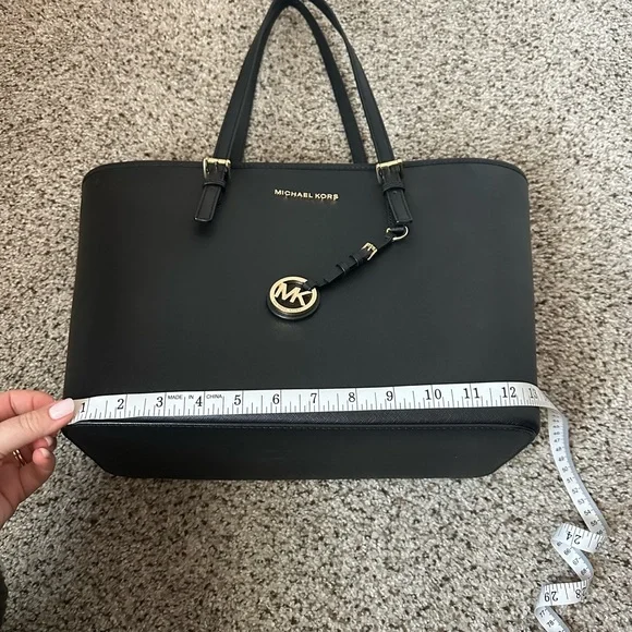 Michael Kors Classic Black Tote - Picture 7 of 9